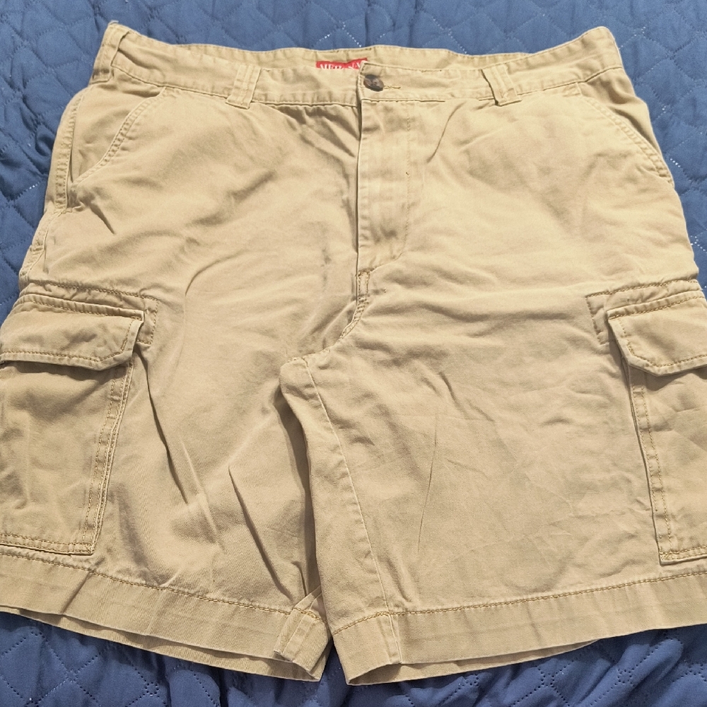 Merona Men's Beige Cargo Shorts